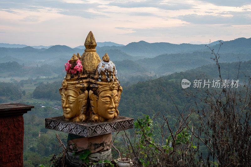 Wat Pa Phutthabat Utthayan Tham Chakkraphat，泰国